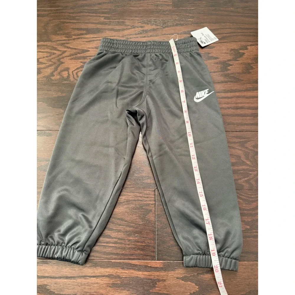 Nike Toddler 3-Piece Tracksuit Set Gray White 76N523-693 Size 3T NWT